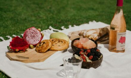 The Perfect Picnic: Best Spots, Essentials, and Delicious Food Ideas!!